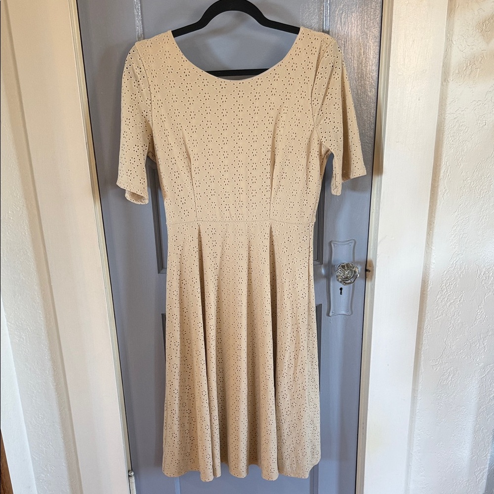 Chic Cream Midi Dress with Eyelet Design